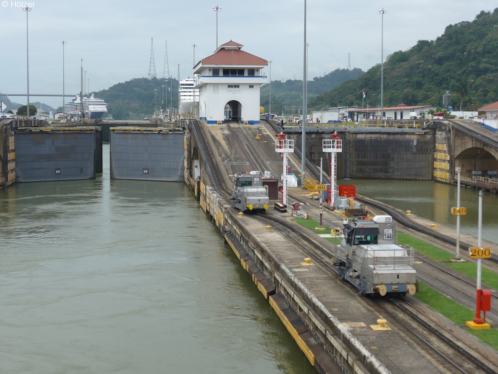 hoe-2018-01-10-Panamakanal-P1040881d.jpg